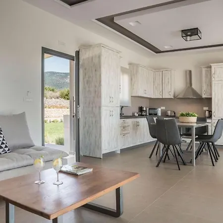 Villa Anel Karavádhos